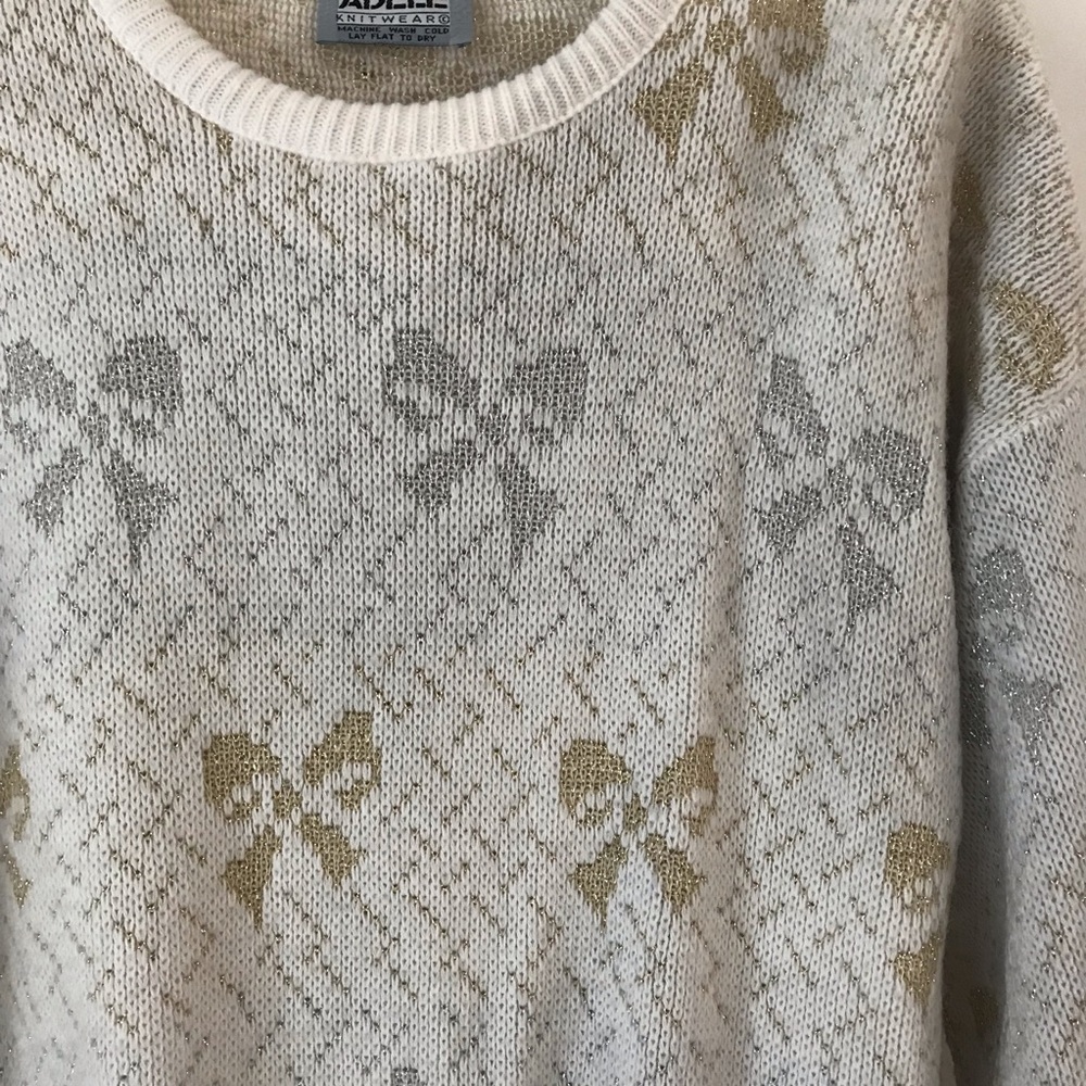 Vintage 80’s Metallic Bow Chunky Knit Sweater - Picture 4 of 6